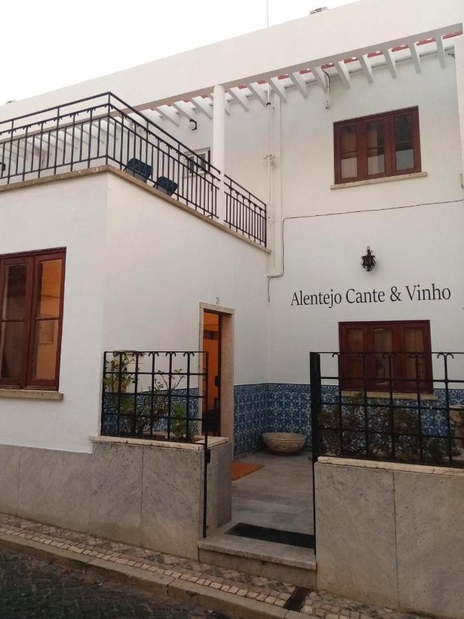 Alentejo Cante & Vinho Ferreira Do Alentejo Bagian luar foto